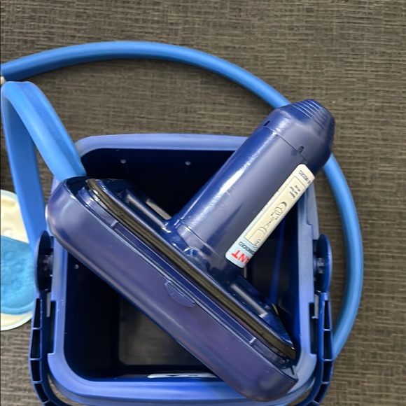 Breg Polar Care Cube Cold Therapy System V10710 with XL Pad - Picture 7 of 8